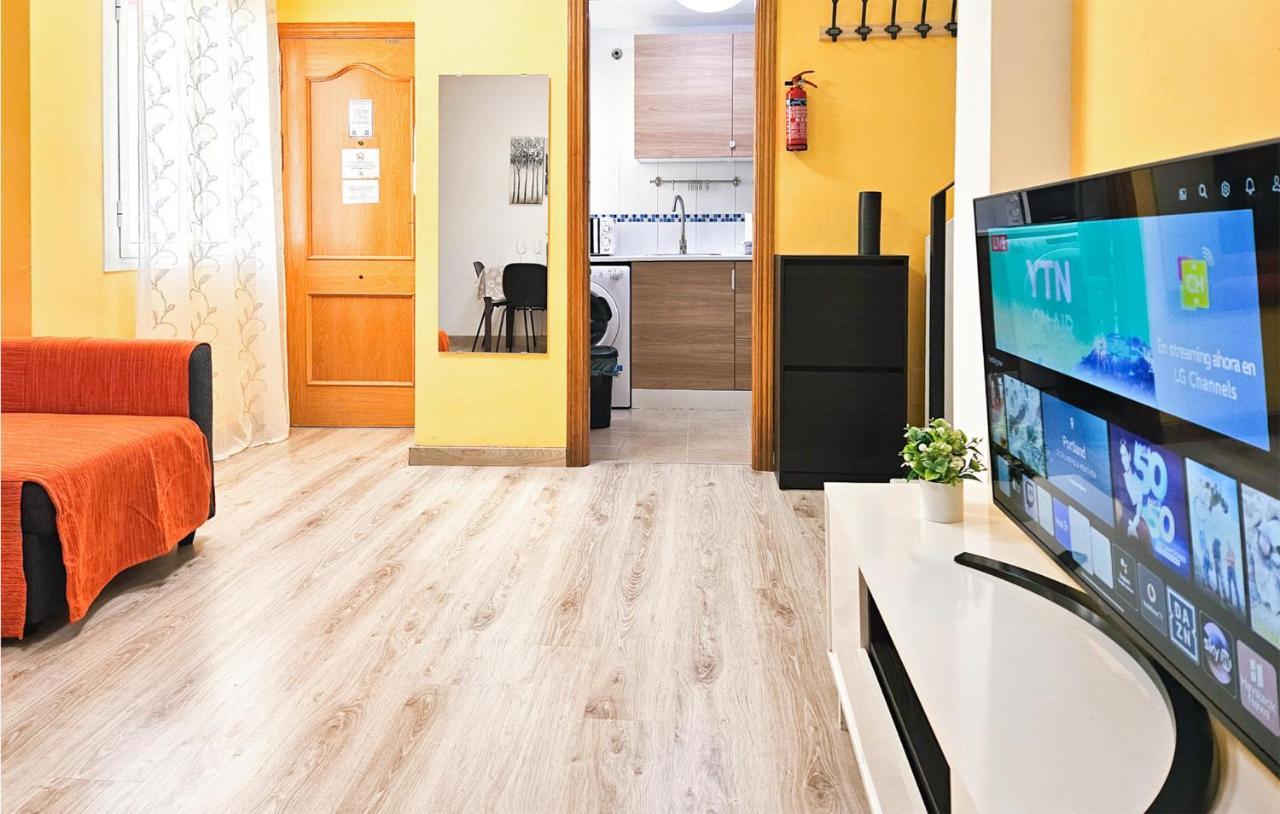 Appartement 2 Bedroom Stunning In *